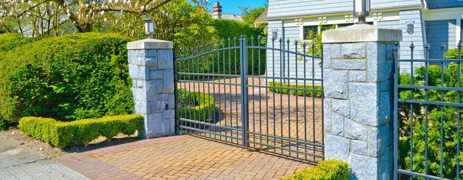 custom gate specialists Altadena